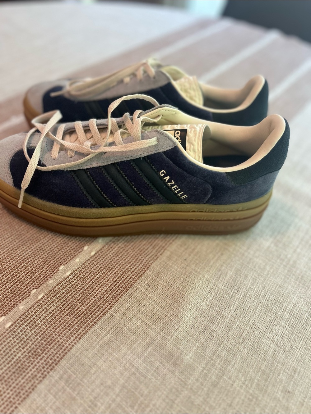 adidas Gazelle Bold Platform Sneaker Size 9.5 M. Dark blue/light blue